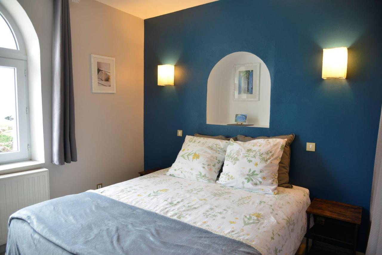Au Grand Bonheur Bed & Breakfast Besseges Luaran gambar