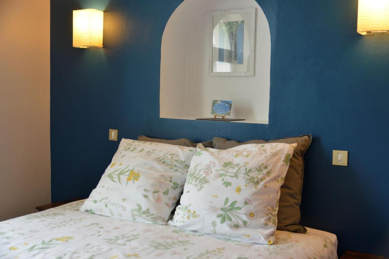 Au Grand Bonheur Bed & Breakfast Besseges Luaran gambar