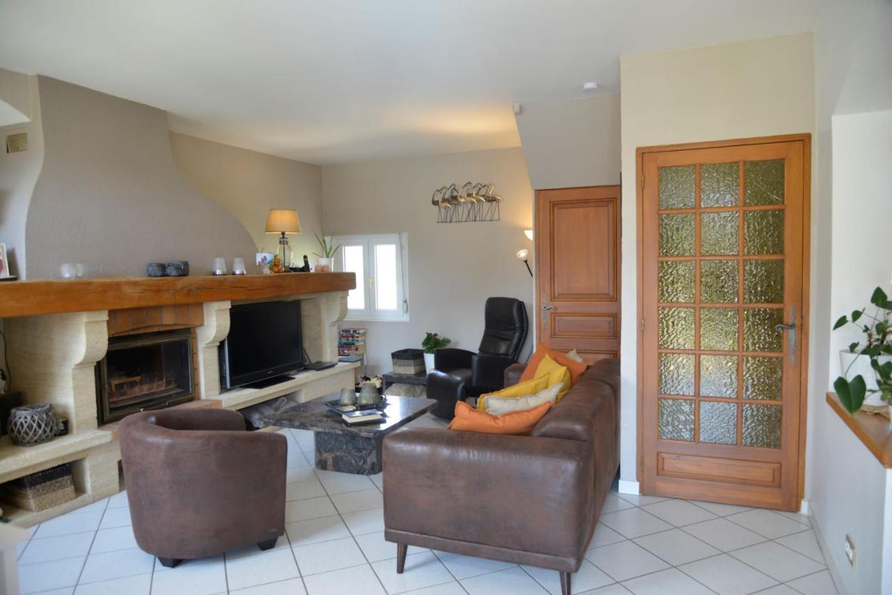 Au Grand Bonheur Bed & Breakfast Besseges Luaran gambar