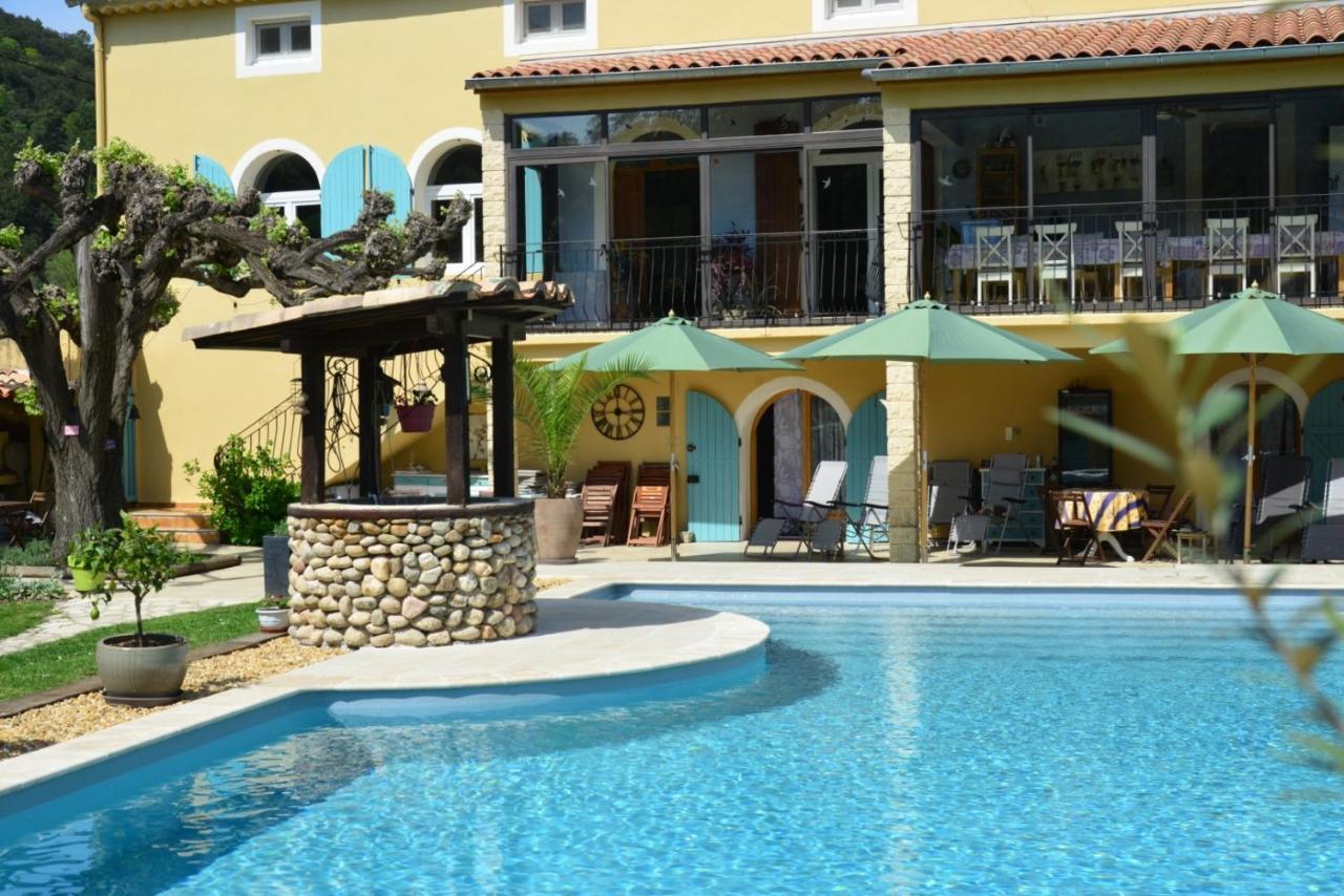 Au Grand Bonheur Bed & Breakfast Besseges Luaran gambar