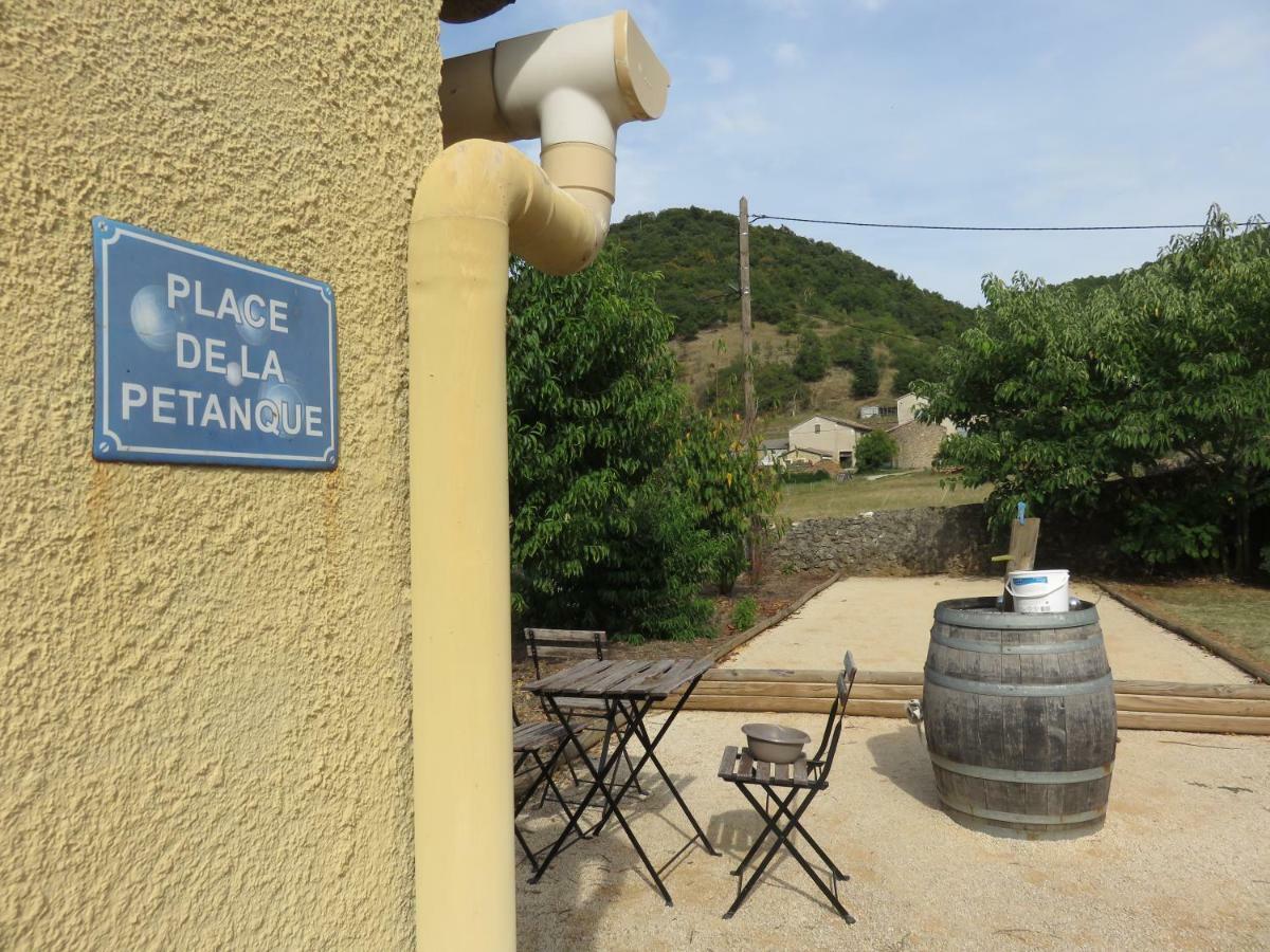 Au Grand Bonheur Bed & Breakfast Besseges Luaran gambar